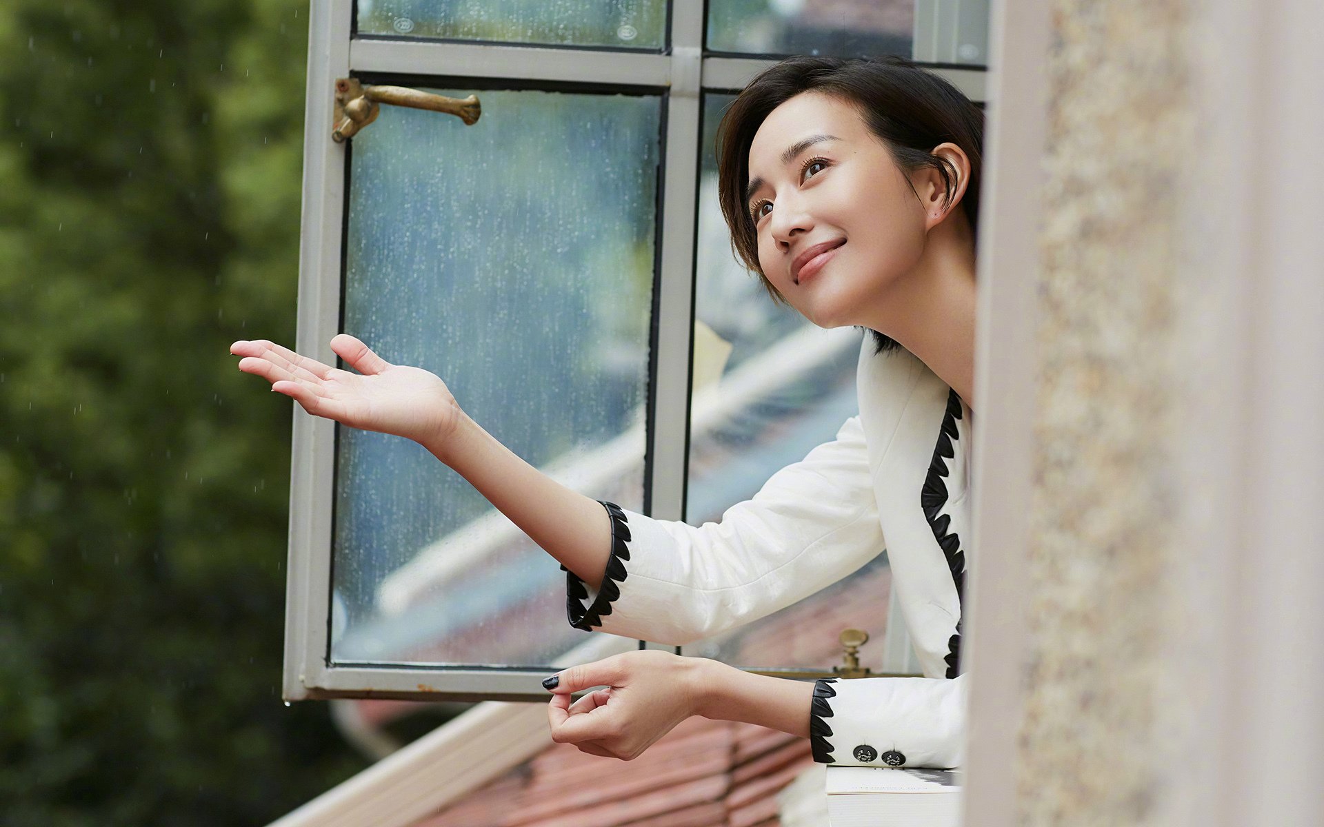 朱婷携手品牌参与公益校园计划,朱婷做了哪些慈善