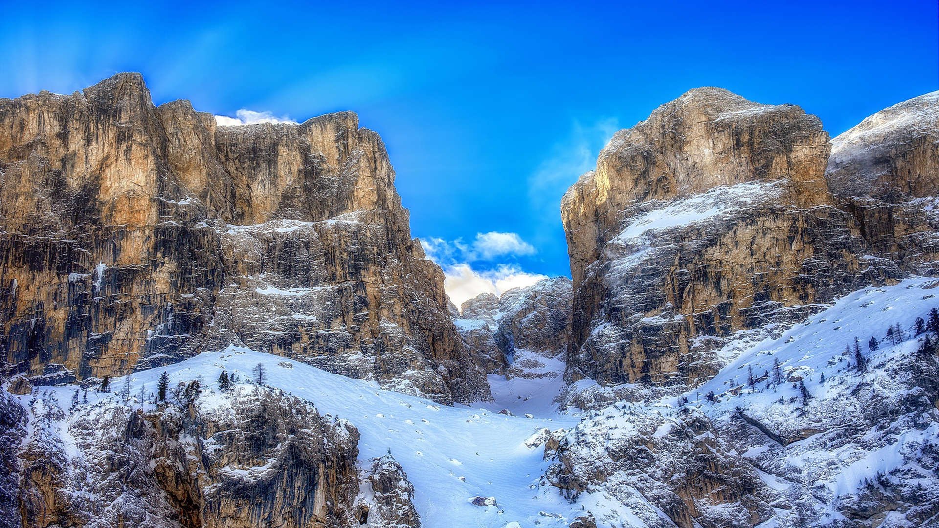 开云体育在线官网-热火召开团队会议明确阶段目标任务分配，会议团队展示话术