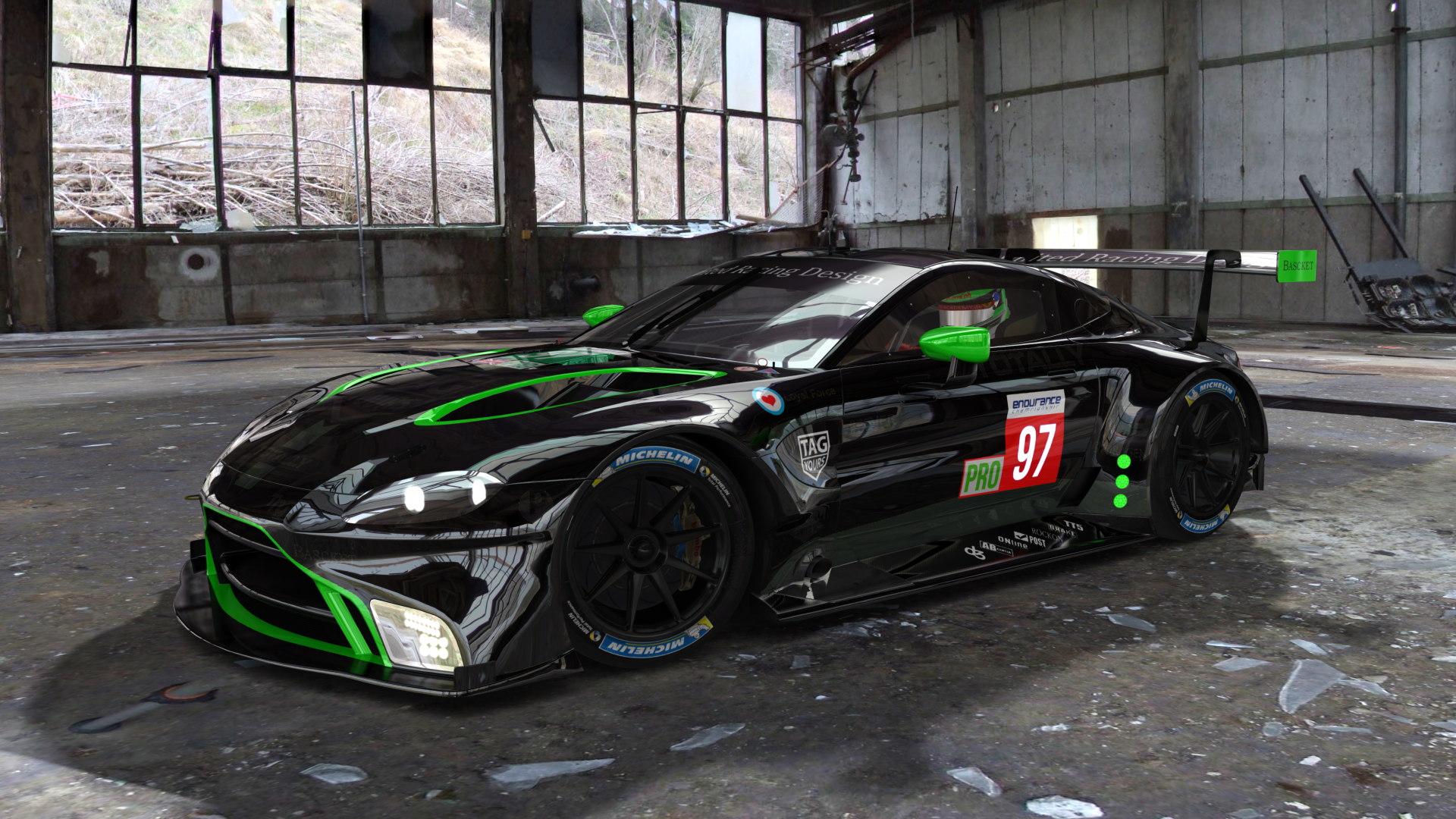 球迷现场打出巨幅横幅表达对主教练团队的支持与肯定,球队祝福的话